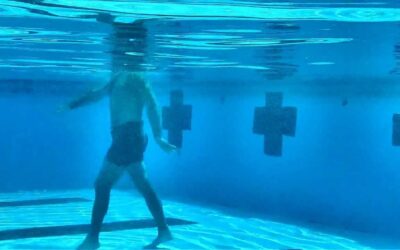 Nadar es bueno para aliviar el dolor de espalda