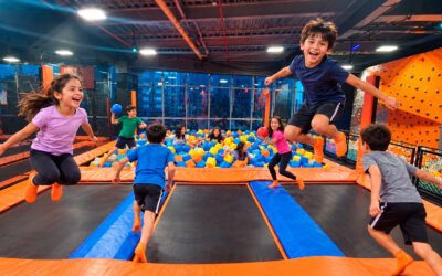 ¡A volar en Sky Zone con las Vacaciones Recreativas de Dolphins Gym! 🚀✨